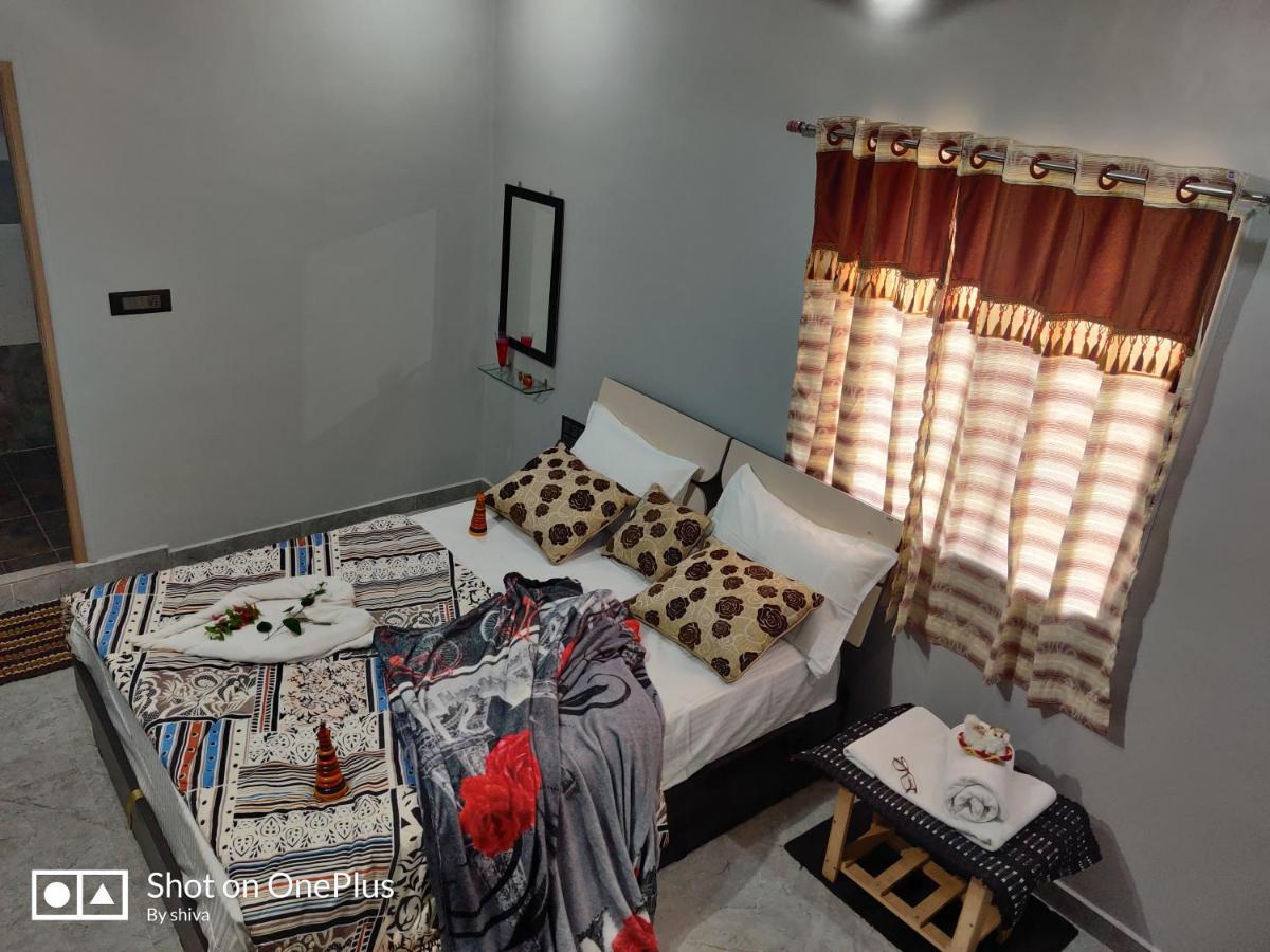 Lee Homestay Hampi Ngoại thất bức ảnh