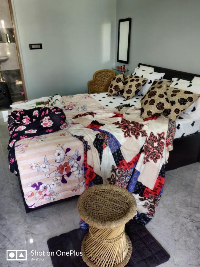Lee Homestay Hampi Ngoại thất bức ảnh